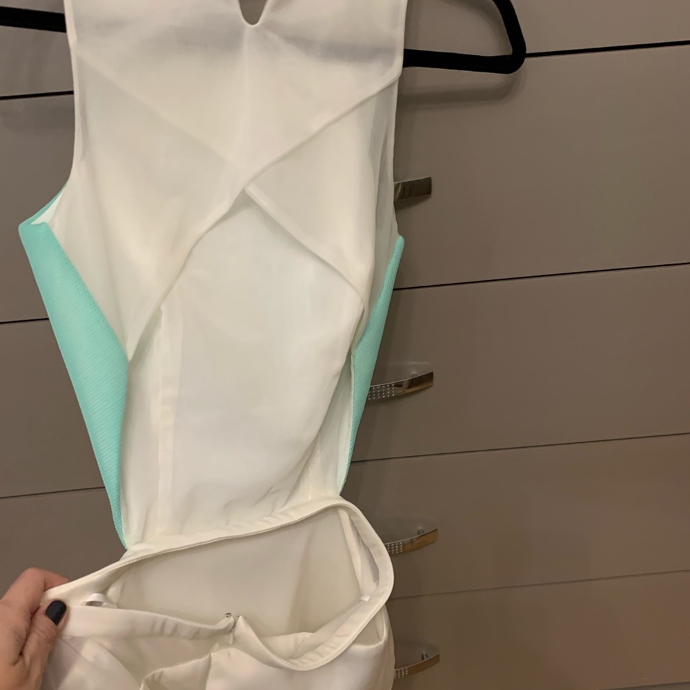 Dress - Picture 4 of 5